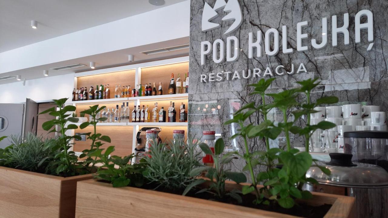 Pod Kolejka * Щавниця